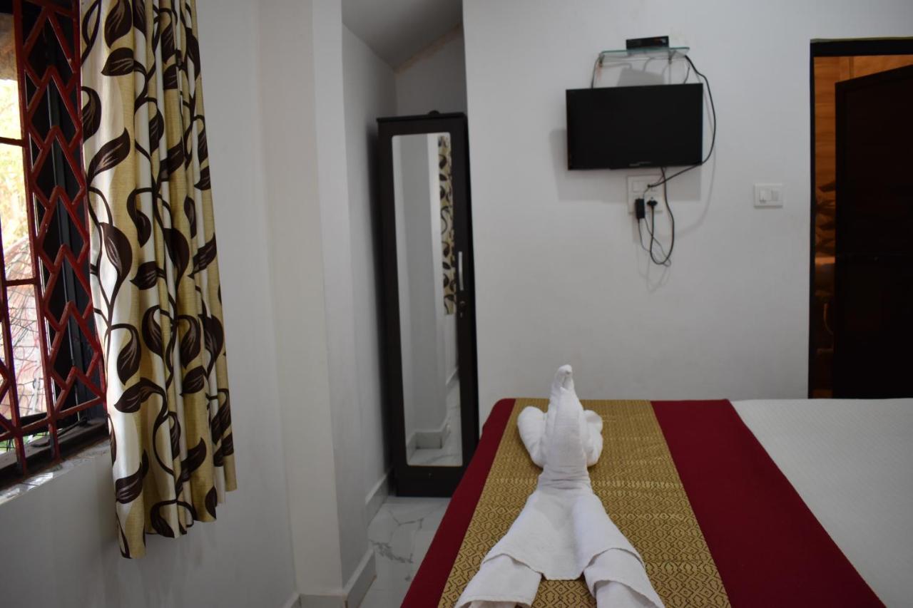 Hotel Mary Joey Baga Ngoại thất bức ảnh