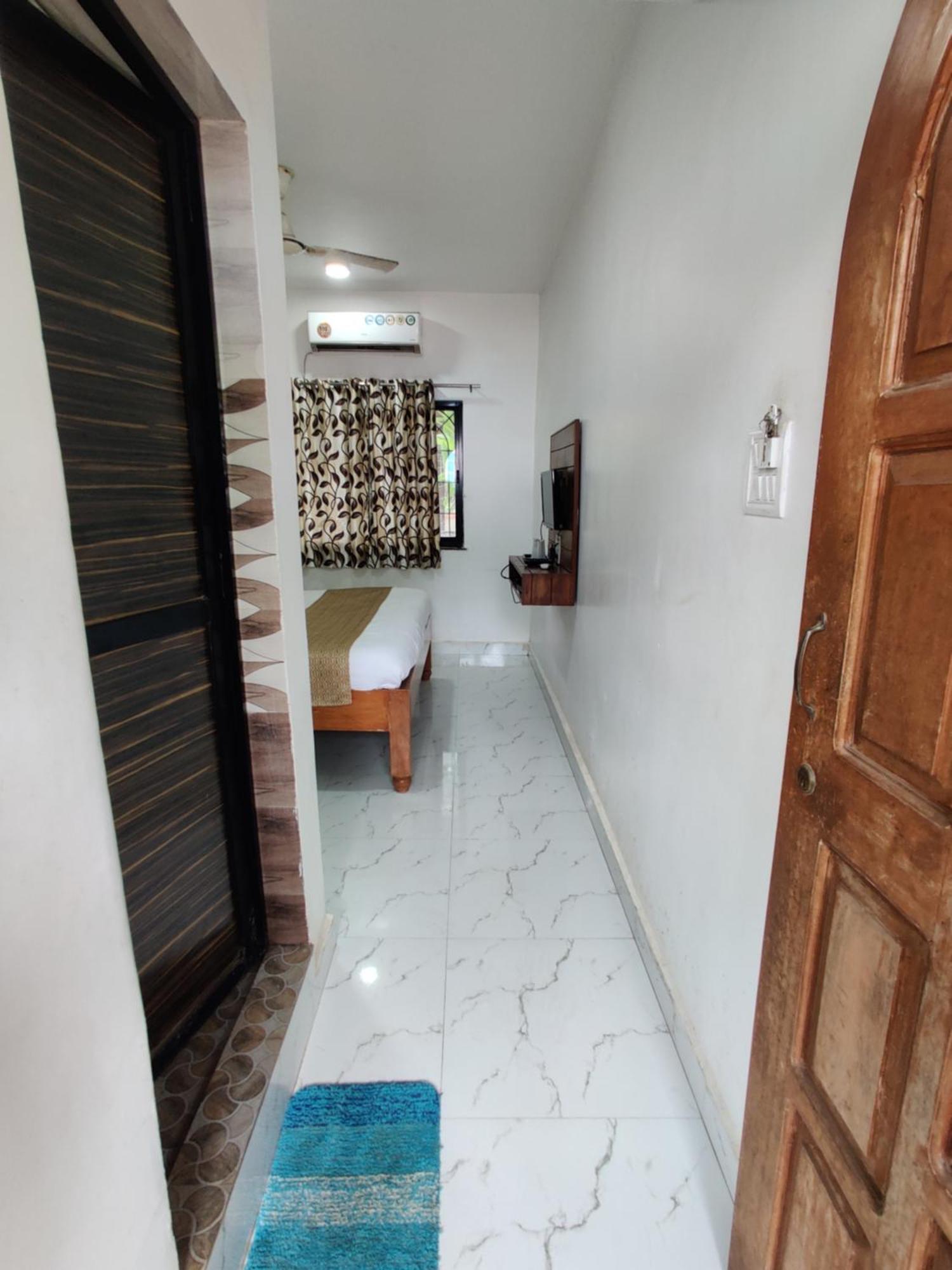 Hotel Mary Joey Baga Ngoại thất bức ảnh
